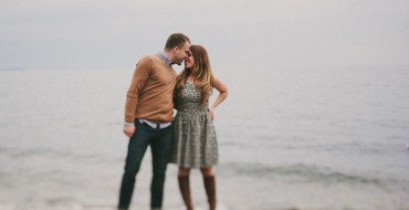 A couple in their 40s on a date.