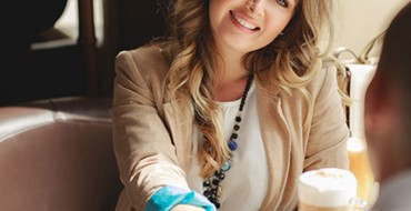 A woman in her 30s on a date.