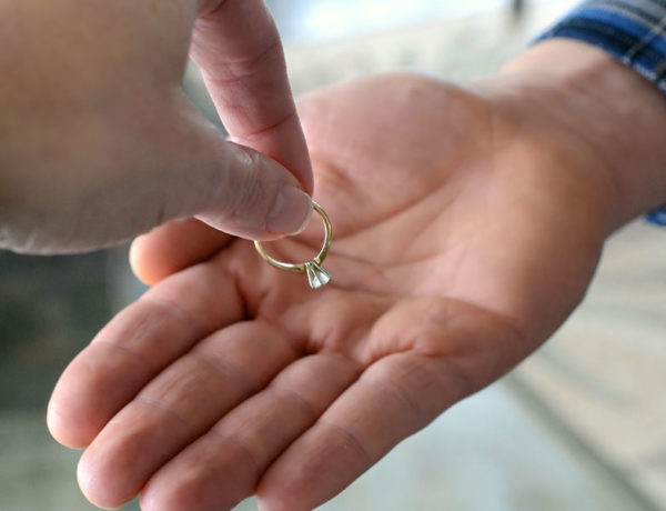 One of these causes for divorce, made this woman give her ring back to her husband.