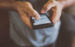 A guy who learned what to say to a girl on Tinder, texting a girl on the app an getting a reply.